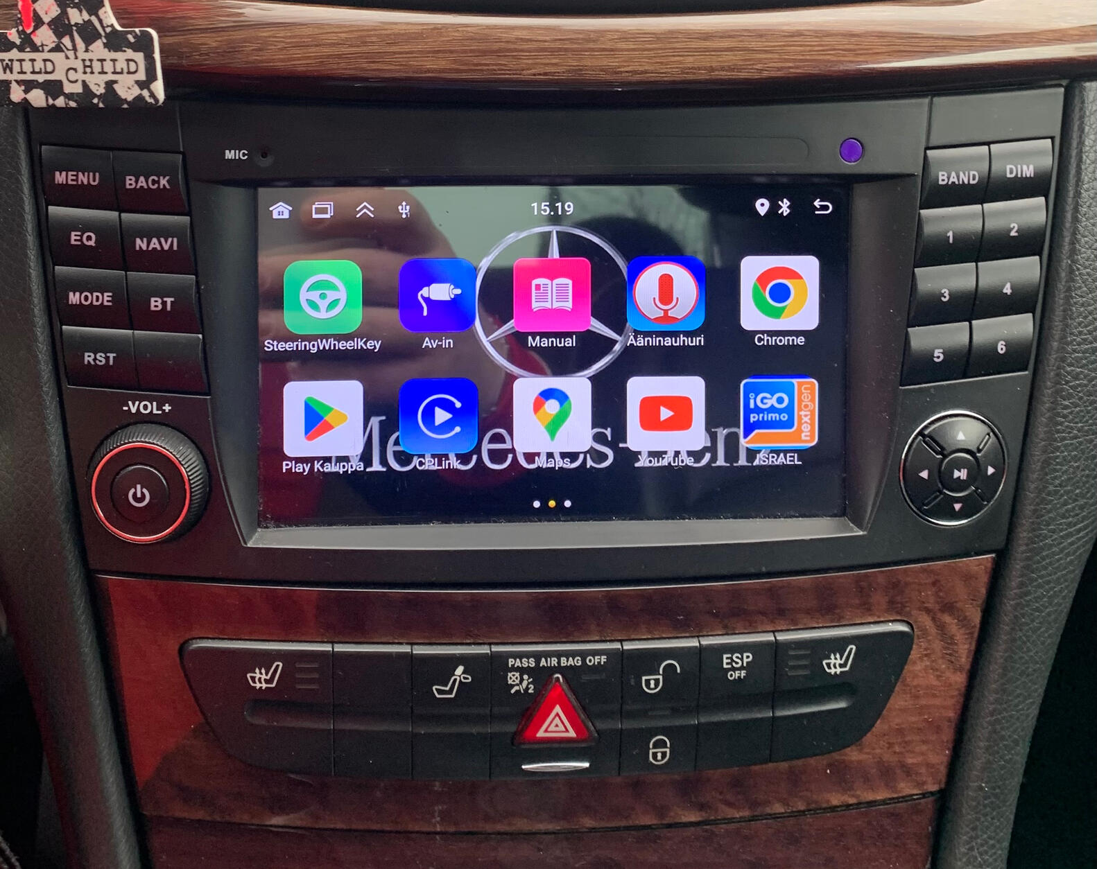 Mercedes W211 Android